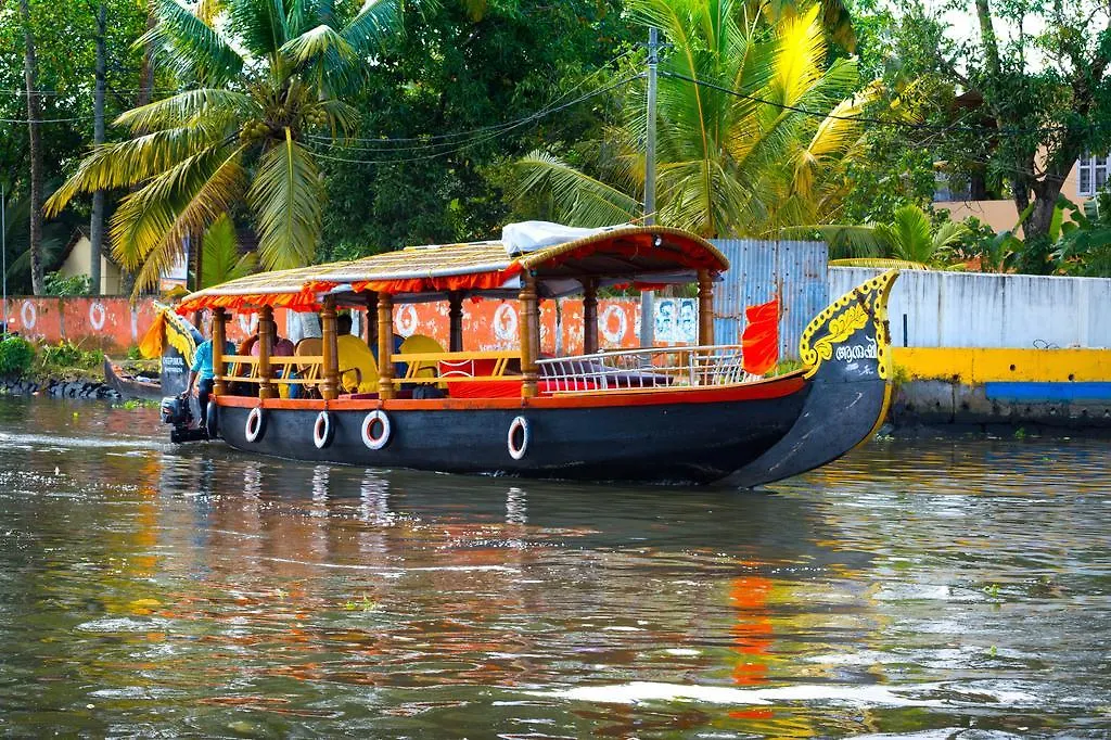 Thoms Beach Homestay Alappuzha
