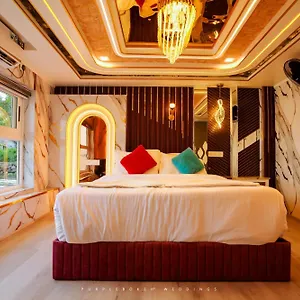 Botel Paradise Day Cruise Houseboat, Alappuzha